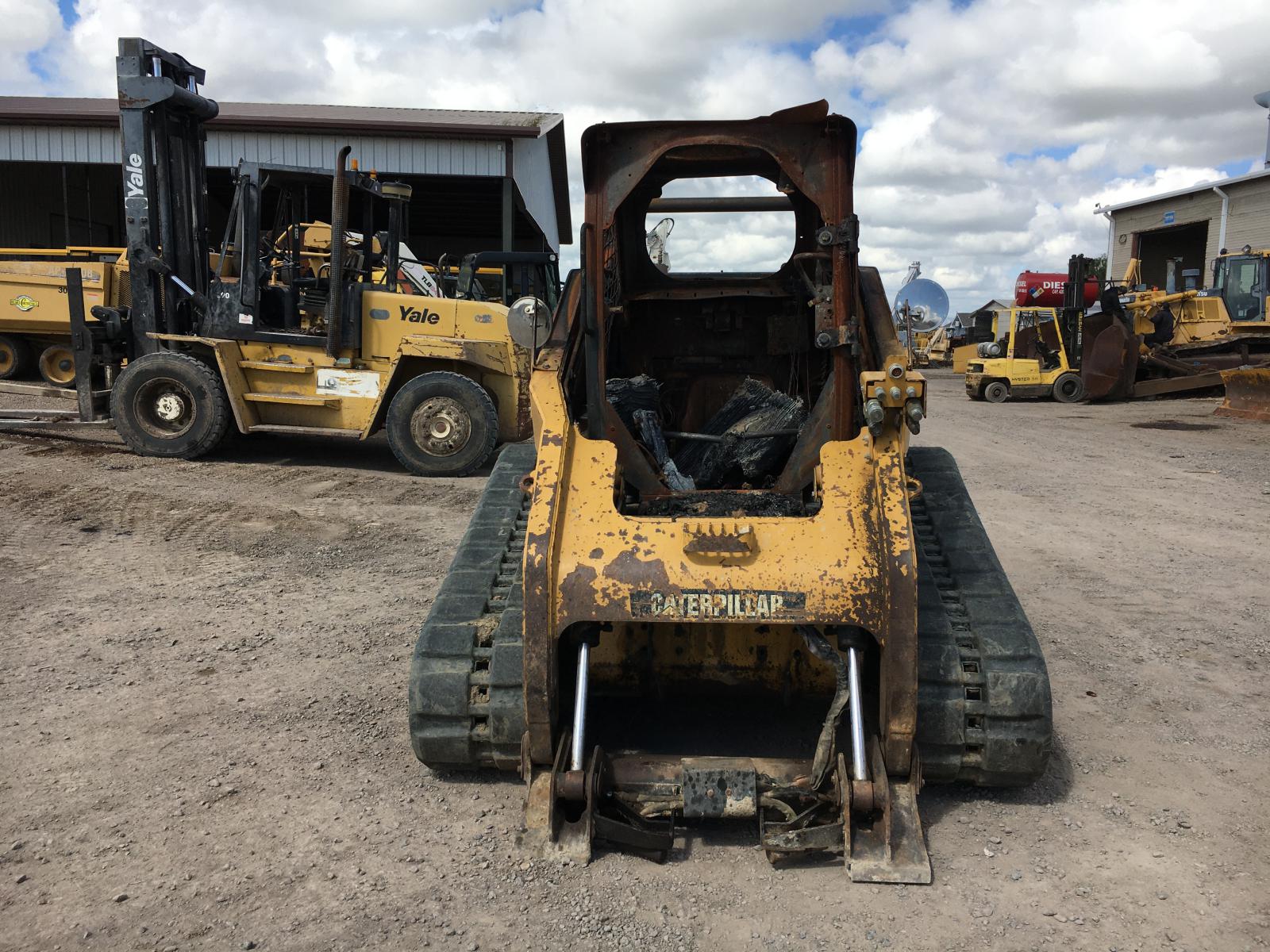 ./imagenes/INVOICE/2019/16173/MINICARGADOR CAT_ (13).JPG